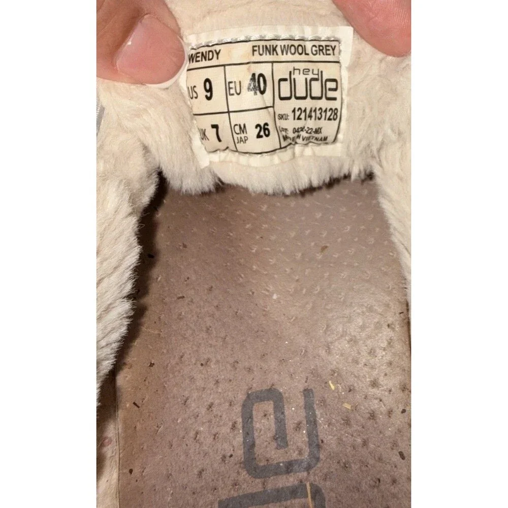 HEYDUDE Wendy Funk Wool Gray Faux Fur Lined Lightweight Loafer US 9 EU 40